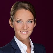 Dr. Martina Pesic, Expertin im Bereich der Verhandlungsführung, Keynote Speakerin | LinkedIn Top Voice